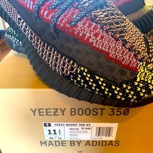 Yeezy Boost 350v2 Yecheil size 11.5